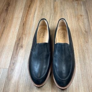 Naturalizer Women’s Black Leather Loafers